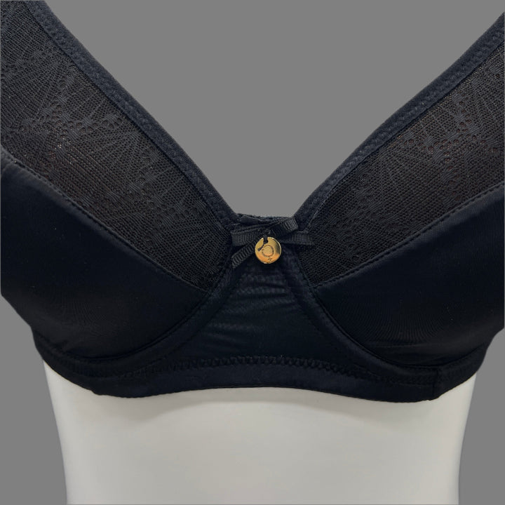 Curvy Double Layered Minimizer Bra with Lace Touch-BLACK